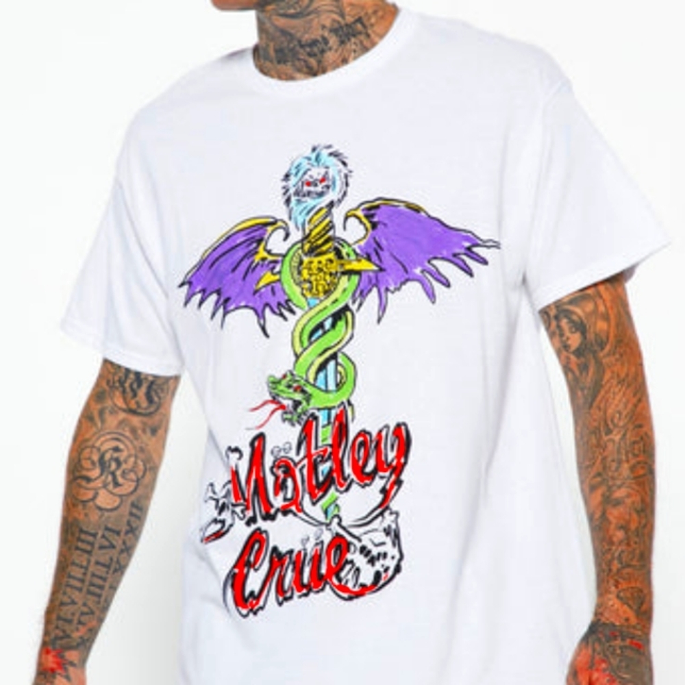 Motley Crue Dr. Feelgood Short Sleeve White Tee, with tags and poly bags.